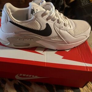 Nike Air Max White and Black Sneakers